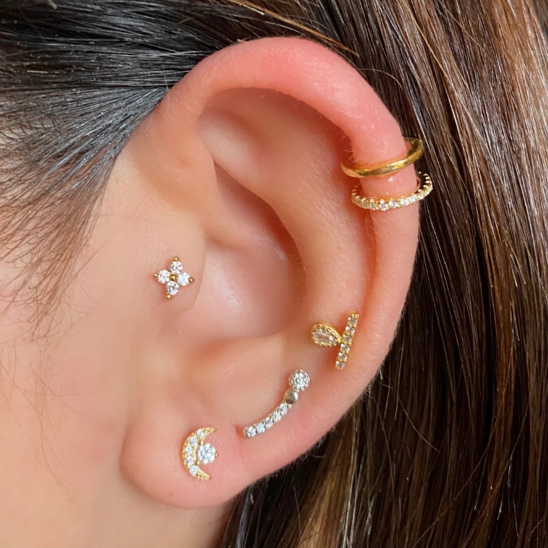 Imogen Stud Earring in Gold - Image 3