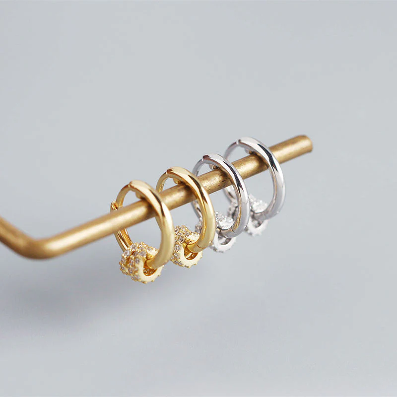 Olivia Huggie in Gold - Image 4